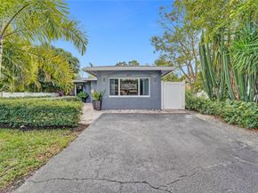 1280 NE 40th St, Oakland Park FL 33334