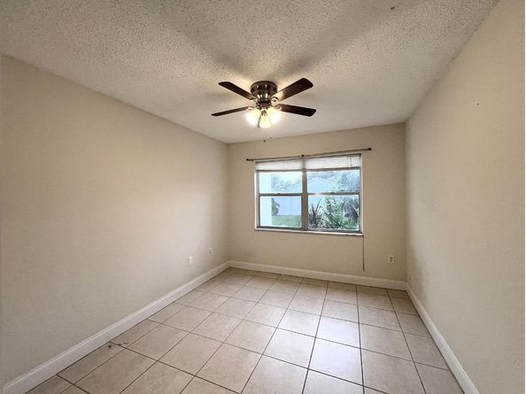 4215 N University Drive 214, Sunrise FL 33351