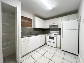 4215 N University Drive 214, Sunrise FL 33351