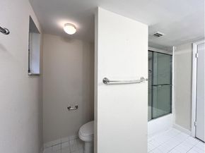 4215 N University Drive 214, Sunrise FL 33351