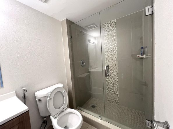 4215 N University Drive 214, Sunrise FL 33351