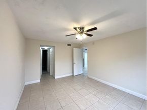 4215 N University Drive 214, Sunrise FL 33351