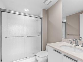 2650 Lake Shore Drive 703, Riviera Beach FL 33404