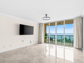 2650 Lake Shore Drive 703, Riviera Beach FL 33404