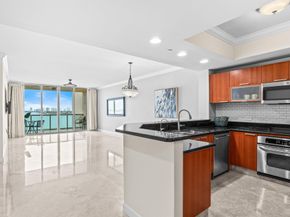 2650 Lake Shore Drive 703, Riviera Beach FL 33404