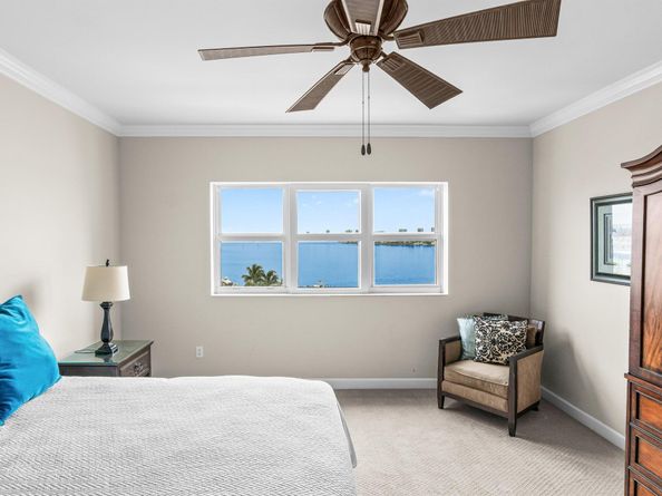 2650 Lake Shore Drive 703, Riviera Beach FL 33404