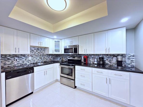 3546 S Ocean Boulevard 515, South Palm Beach FL 33480