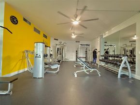 1000 Parkview Dr 925, Hallandale Beach FL 33009