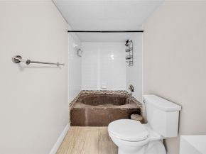 1000 Parkview Dr 925, Hallandale Beach FL 33009