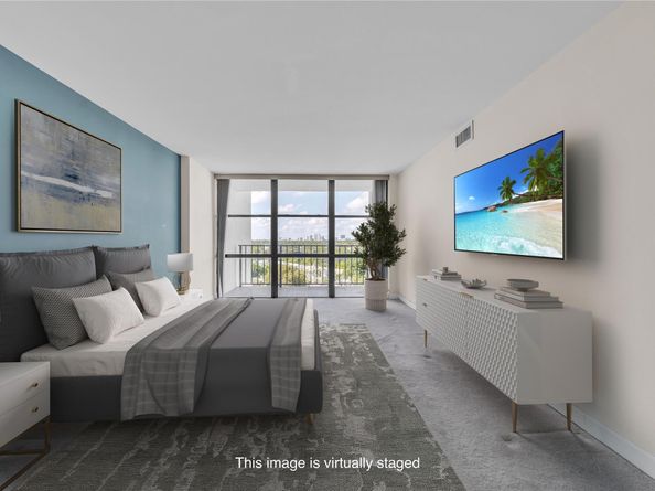 1000 Parkview Dr 925, Hallandale Beach FL 33009