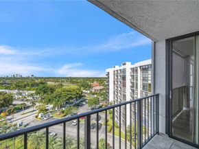 1000 Parkview Dr 925, Hallandale Beach FL 33009