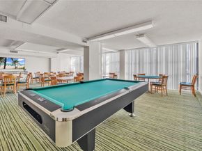 1000 Parkview Dr 925, Hallandale Beach FL 33009