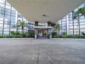 1000 Parkview Dr 925, Hallandale Beach FL 33009