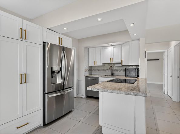 2110 NE 56 St, Fort Lauderdale FL 33308