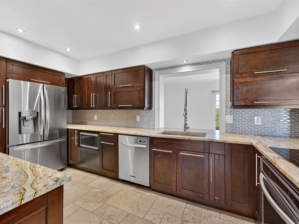 2110 NE 56 St, Fort Lauderdale FL 33308