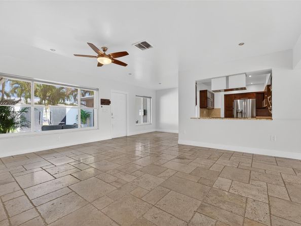 2110 NE 56 St, Fort Lauderdale FL 33308