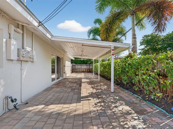 2110 NE 56 St, Fort Lauderdale FL 33308