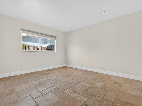 2110 NE 56 St, Fort Lauderdale FL 33308