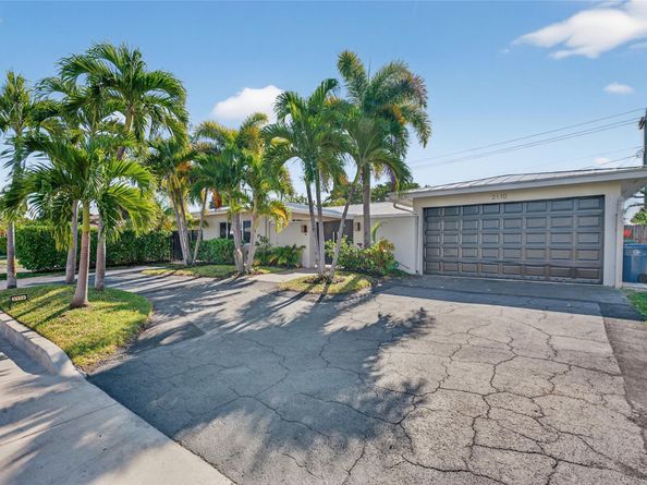 2110 NE 56 St, Fort Lauderdale FL 33308