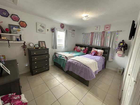 1530 SW 68th Ave, North Lauderdale FL 33068