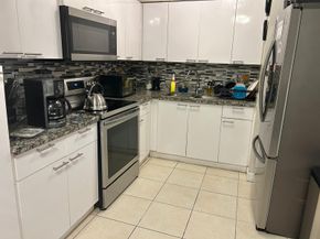 1530 SW 68th Ave, North Lauderdale FL 33068