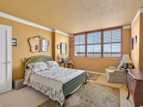 2600 N Flagler Drive 610, West Palm Beach FL 33407