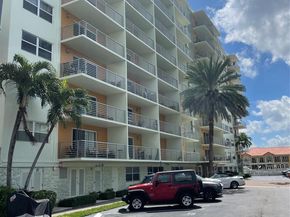 2900 NE 30th St B2, Fort Lauderdale FL 33306