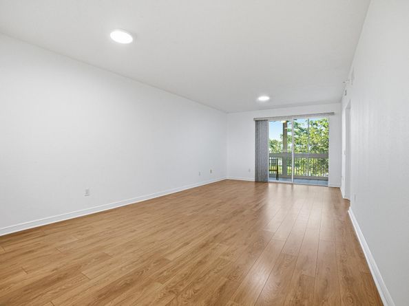 7739 Southampton Ter 411, Tamarac FL 33321