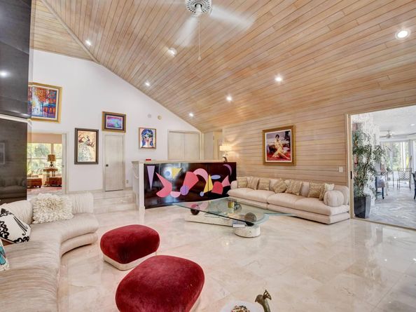 56 Northwoods Lane, Boynton Beach FL 33436