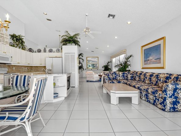 4477 Kensington Park Way, Lake Worth FL 33449