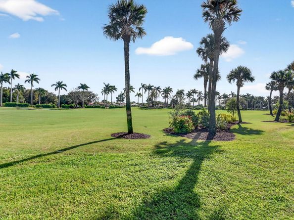 4477 Kensington Park Way, Lake Worth FL 33449