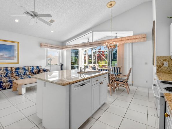 4477 Kensington Park Way, Lake Worth FL 33449