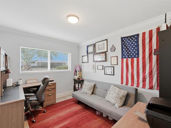 807 W Ocean Ave, Lantana FL 33462