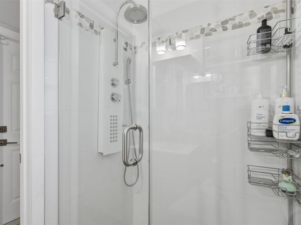 807 W Ocean Ave, Lantana FL 33462