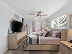 807 W Ocean Ave, Lantana FL 33462