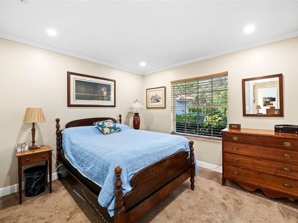 5875 NW 41st Way, Coconut Creek FL 33073