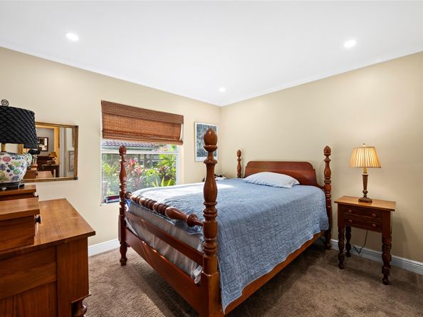 5875 NW 41st Way, Coconut Creek FL 33073