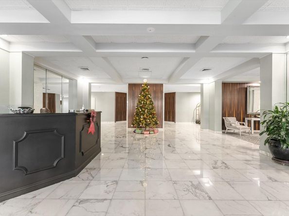 2860 S Ocean Blvd 601, Palm Beach FL 33480