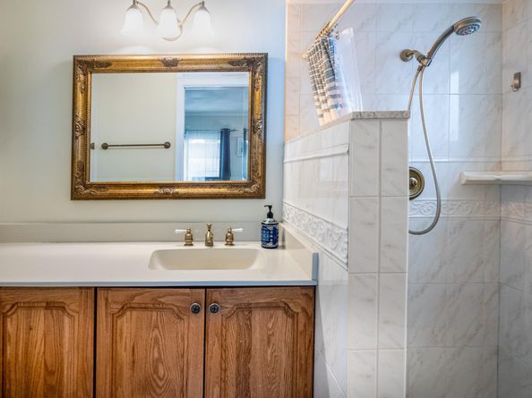 1940 SW 69th Ave, Plantation FL 33317