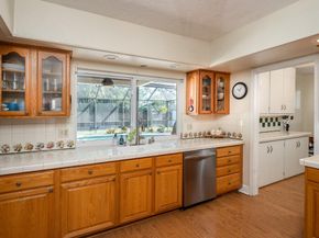 1940 SW 69th Ave, Plantation FL 33317