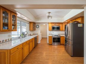 1940 SW 69th Ave, Plantation FL 33317