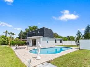 1561 SW 23rd Ave, Fort Lauderdale FL 33312