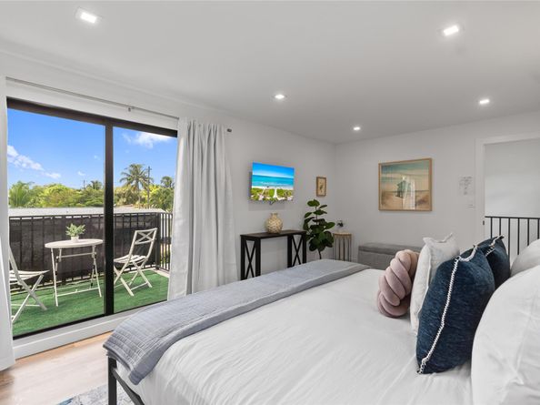 1561 SW 23rd Ave, Fort Lauderdale FL 33312