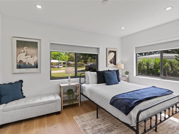 1561 SW 23rd Ave, Fort Lauderdale FL 33312