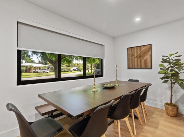 1561 SW 23rd Ave, Fort Lauderdale FL 33312