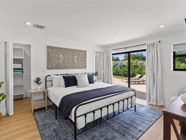 1561 SW 23rd Ave, Fort Lauderdale FL 33312