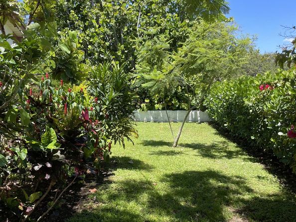 470 S Mars Way NE, Juno Beach FL 33408