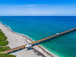 470 S Mars Way NE, Juno Beach FL 33408