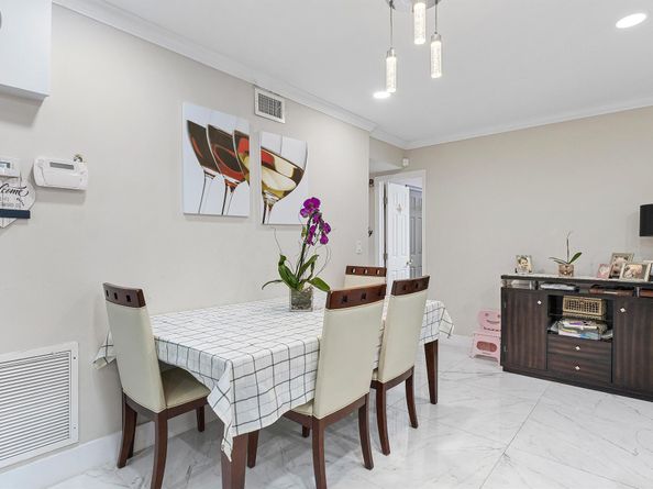 1409 NW 58th Avenue, Margate FL 33063