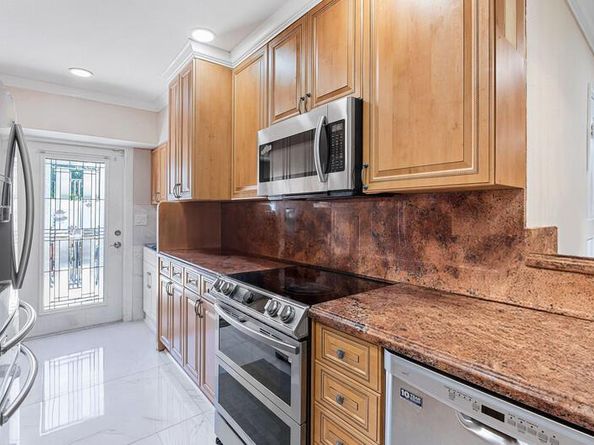 1409 NW 58th Avenue, Margate FL 33063